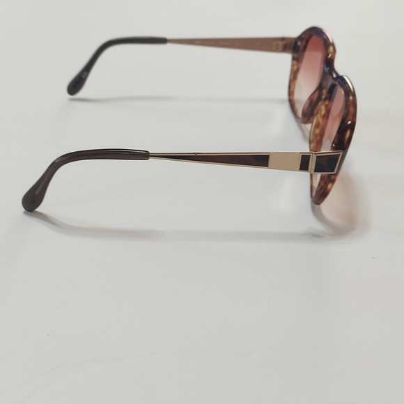 Metzler NWOT Ladies Tortoise Square Frame Gold Sides With Blush Lens Sunglasses - Picture 5 of 9